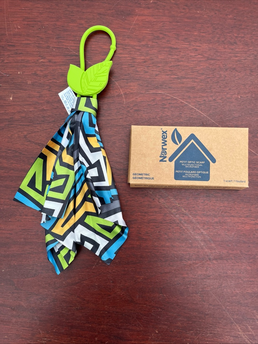 Norwex Geometric Multicolor Scarf with Lime Leaf Clip
